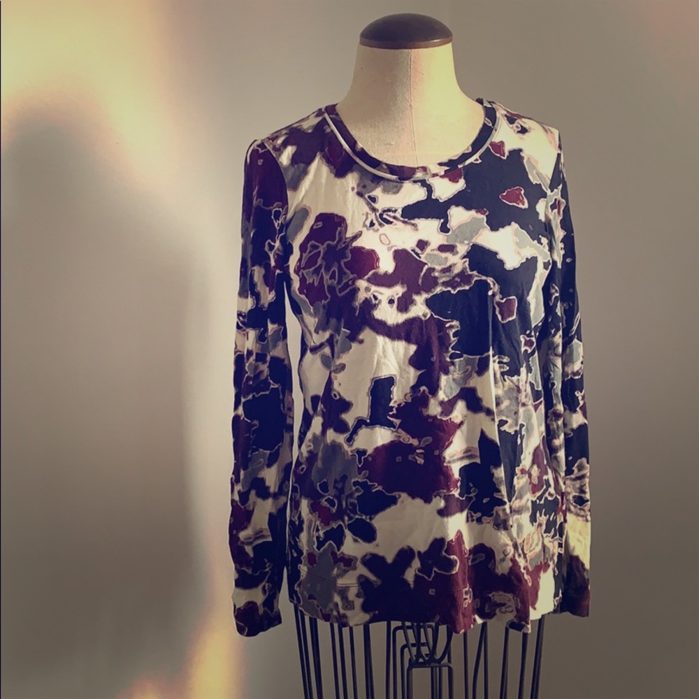 Simple Vera Wang Long Sleeve Shirt Small